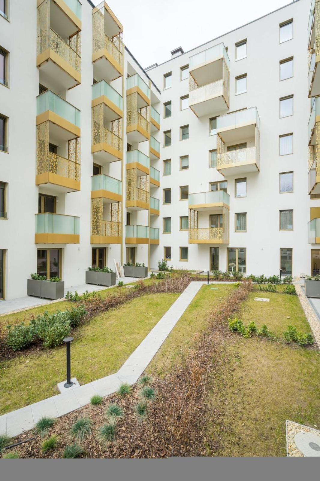 Comfort Court Apartment - Free Parking, Balcony Budapest Esterno foto